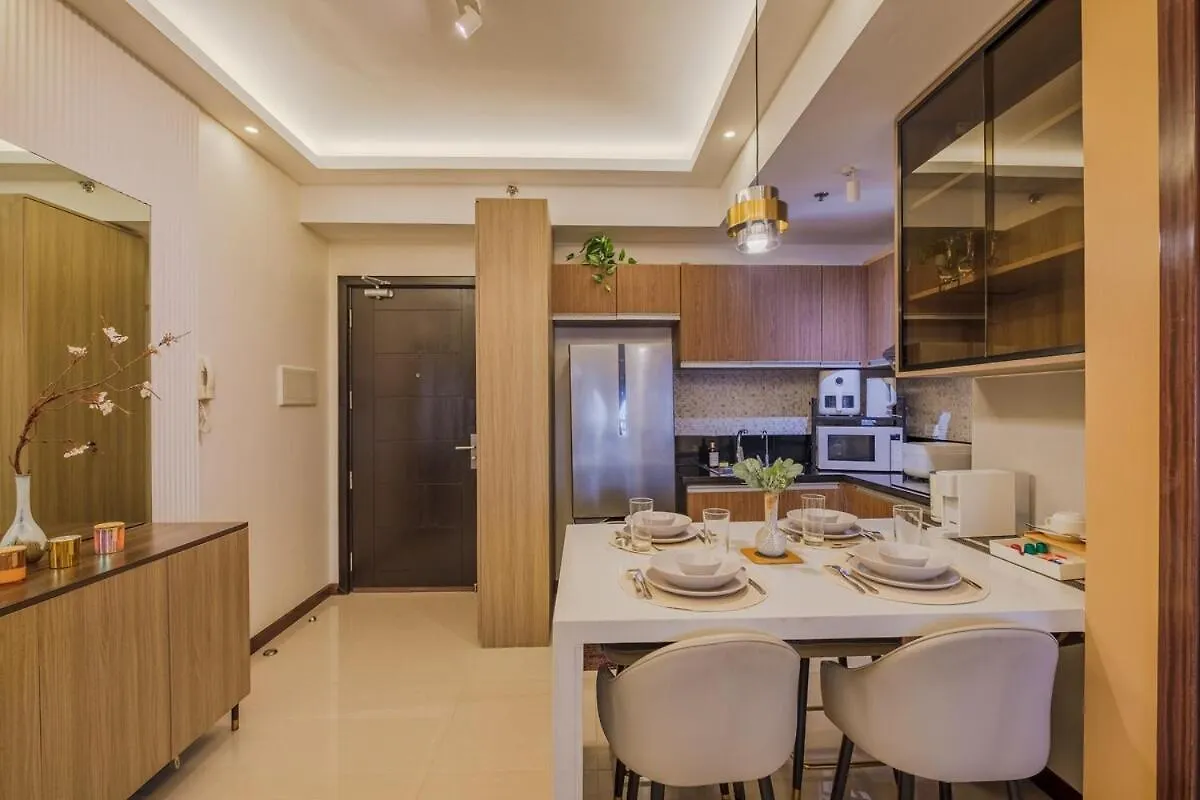 Apartment Ec Suites Modern 1Br Suite W Balcony In Pasay Manila